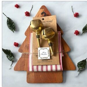 Christmas Tree Serving Board and Bell wine Stopper Set NWT